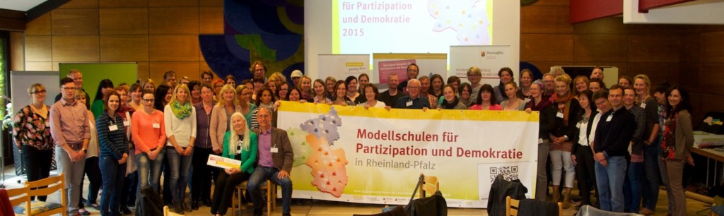 schilduebergabe-modellschulnetzwerk 1