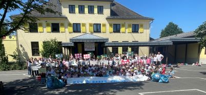 Dem Müll eine Abfuhr erteilt: Demokratietag an der Grundschule Straßenhaus